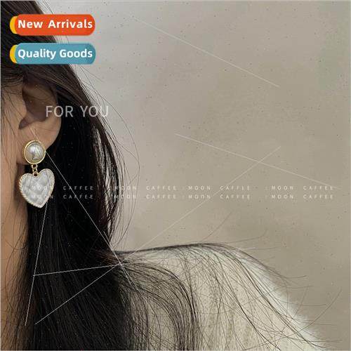 Porcelain white checkered love heart pearl baked earrings ea