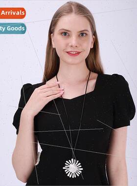 New Trend Fashion Flower Brushed Alloy Pendant Premium Hundr