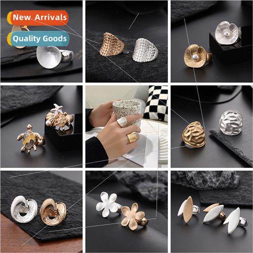 Fashion Hundred Europe atmosphere loose mouth elastic metal