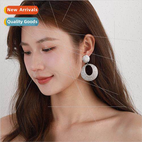 New round ring knocking surface ear clip earrings women fash