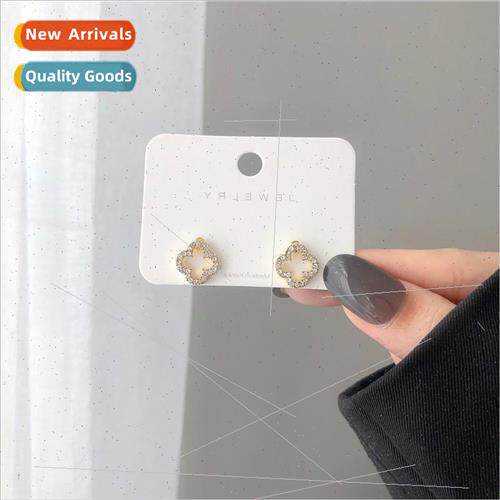 Korea geometric small earrings female summer 2022 new silver