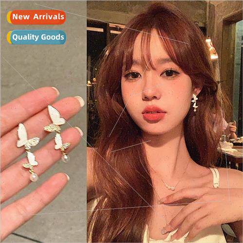 Retro pearl butterfly earrings female 2023 new earrings earr