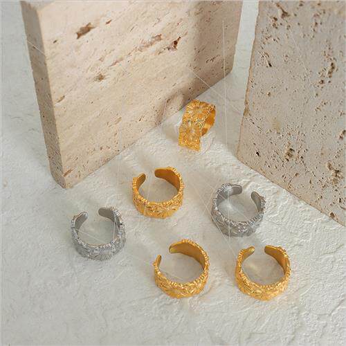 Vintage Flower Tanium Steel Gold Plated Ring No Color Loss c
