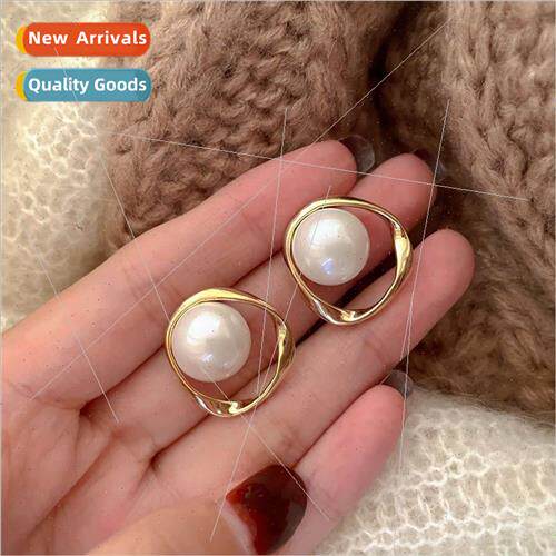 mple geometric pearl earrings female premium niche earrings