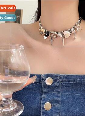 Chiu Cool Multi-Element Accessory Combination Collarbone Cha