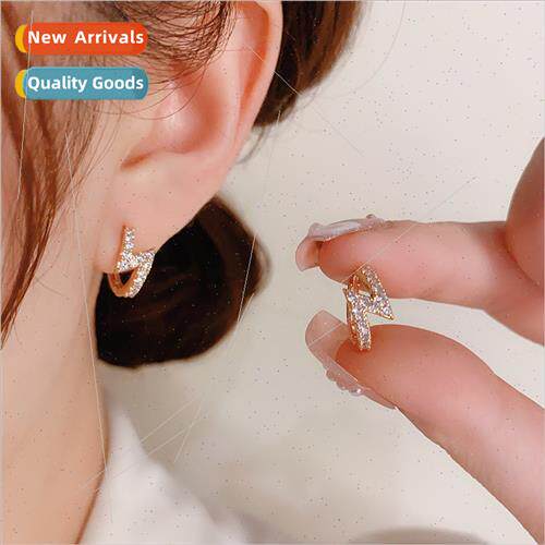 Mori small simple delicate zirconia earrings fashion niche e