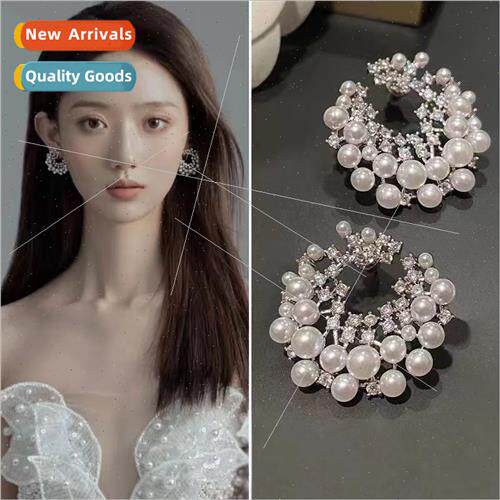 Fall winter new pearl earrings celebry bright diamond full d