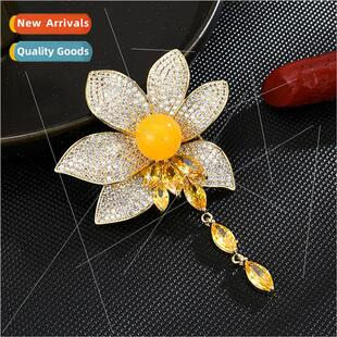 beeswax yellow Palace grade flower brooch tassel high beads