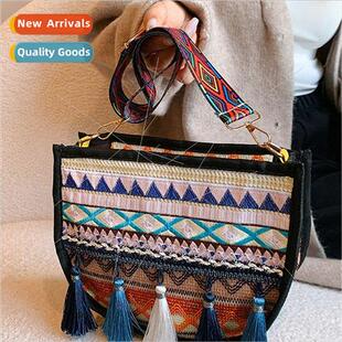 Trend Fashion 2023 Ethnic New Tassel Bag Autumn Shoulder