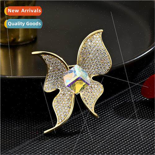 INS colorful gorgeous sugar cube elegant butterfly brooch de