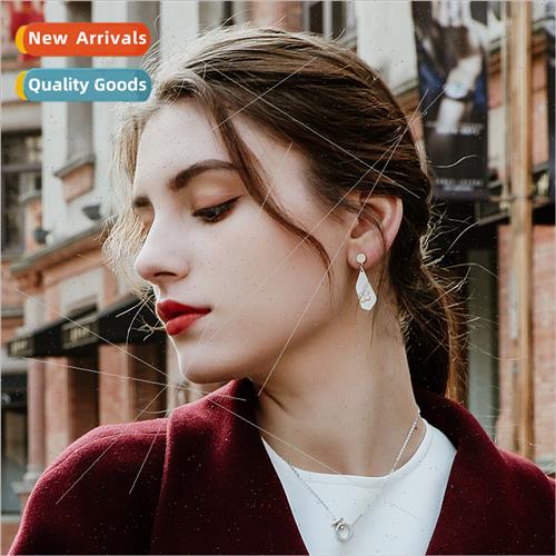 925 silver Irregular Geometric Stud Earrings che Clover Zirc