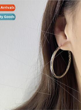 Round plain hoop earrings female sweet cool millennial Spice