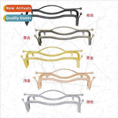 20cm27cm lip-shaped hand-held gilt lip wire handle gilt hand