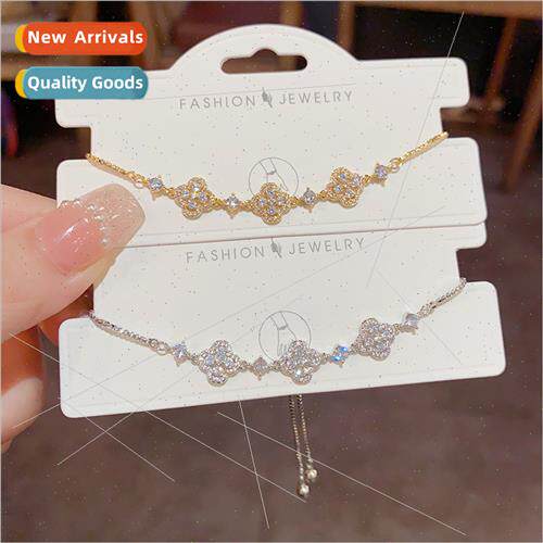 Korea Sweet Fashion Delicate Triple Zirconia Flower Bracelet