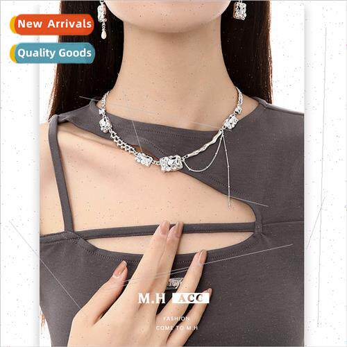 Vintage silver color made old necklace female niche fashion