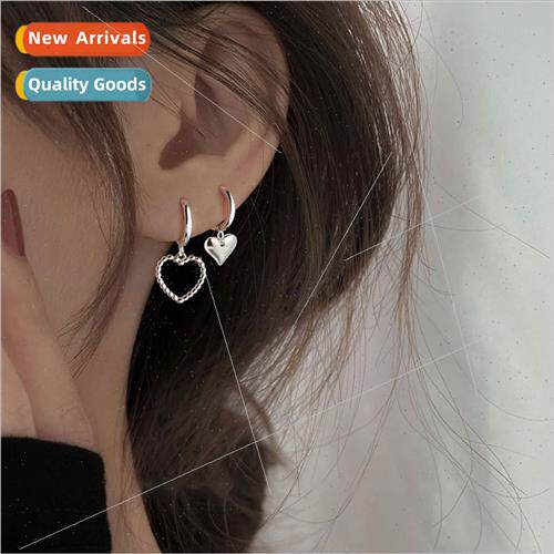 che ear buckle Korea earrings short earrings fashion hollow