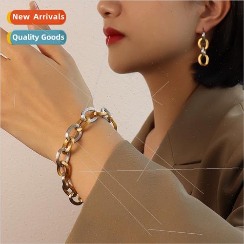 Tanium Steel che Jewelry Embossed Earrings Bracelet Plated J