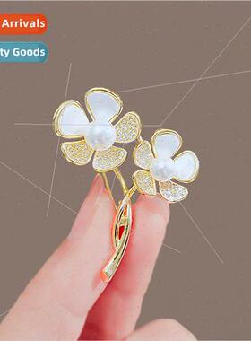 High-grade ginkgo biloba brooch female shell pearl high-grad