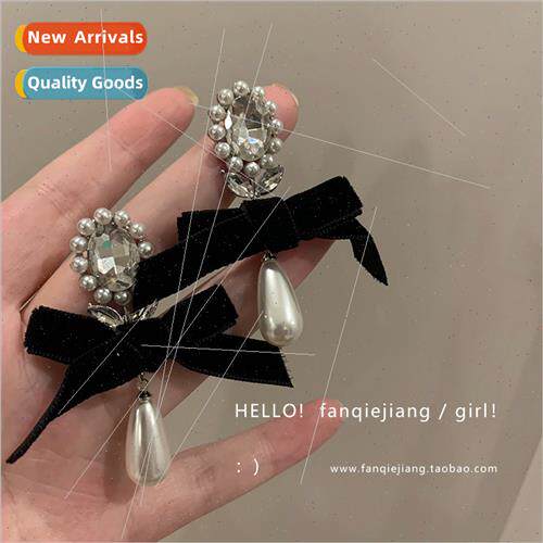 Flash diamond pearl velvet bow earrings 2022 new tide fashio