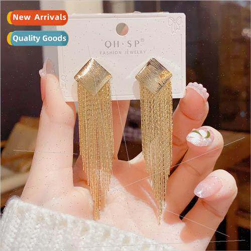 Europe geometric diamond tassel earrings metal wind simple f