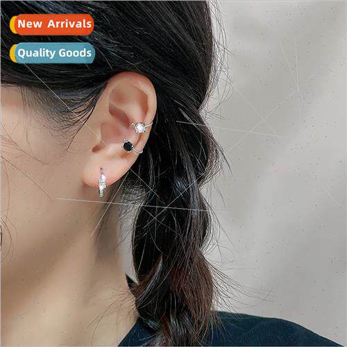 Black zirconia twist no ear hole ear clips sweet cool stacki