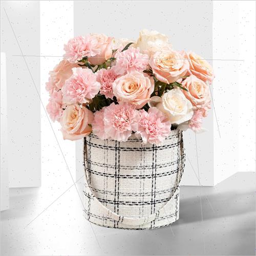 Handheld Cuddle BucketFloral Packing MaterialsRose Handheld