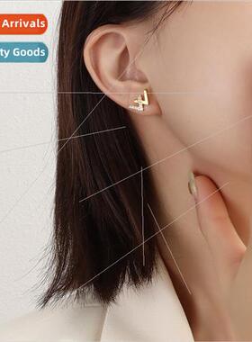 Europe ins cool W letter zircon inlay tanium steel gold plat