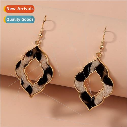 Wind Polygonal Earrings Long Dangling Plush Earrings适用Wome