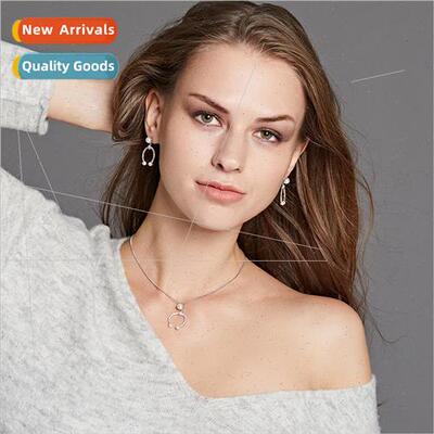 S925 silver crescent pearl pendant necklace new collarbone c