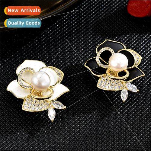 Korea classic elegant camellia flower magnetic clasp versati