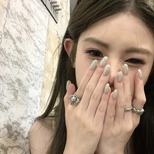 绝美超显白夏天极光绿手工穿戴甲美甲长杏仁假指甲高级感气质海莉