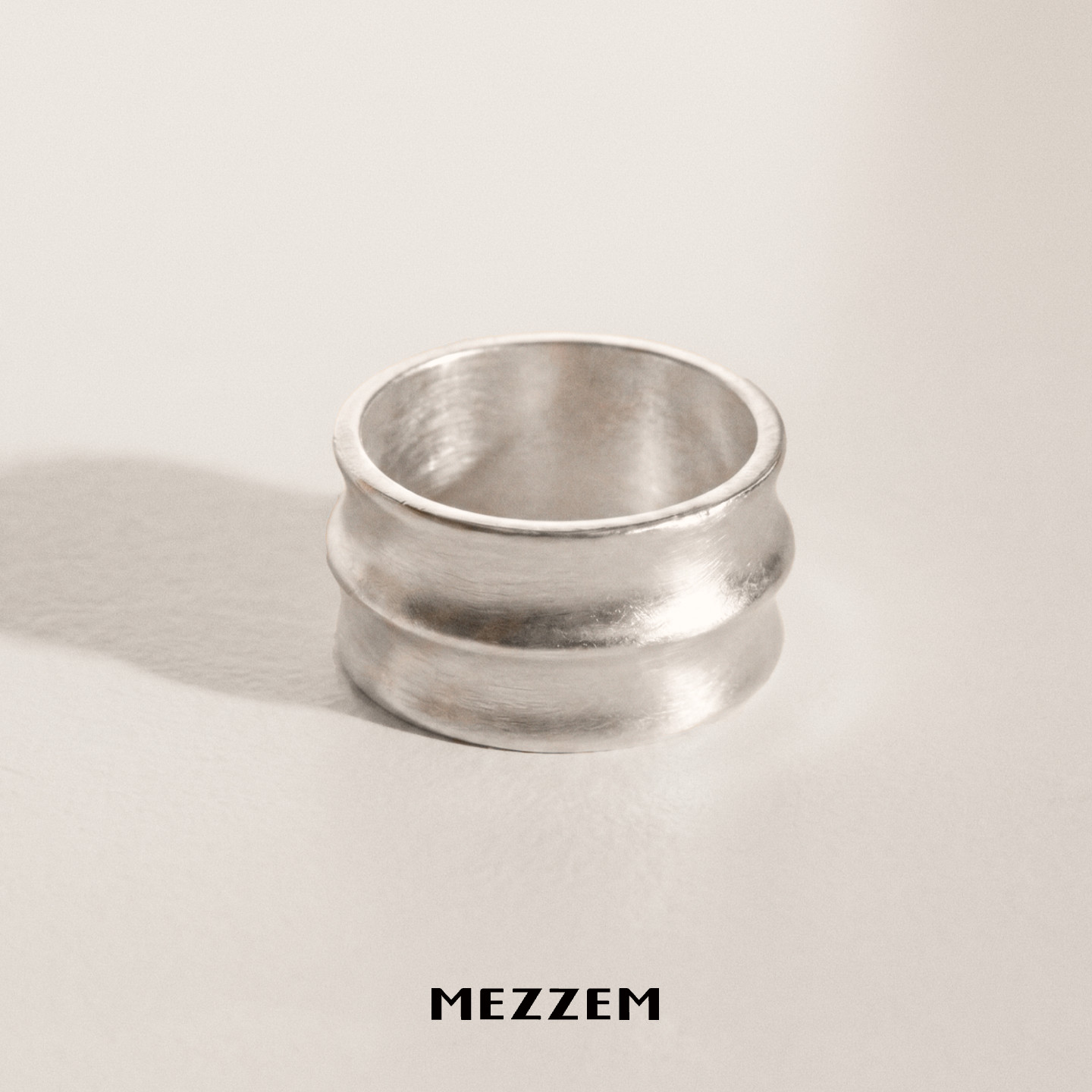 MEZZEM银色宽版简约个性戒指小众设计感指环磨砂素圈戒圈时尚百搭