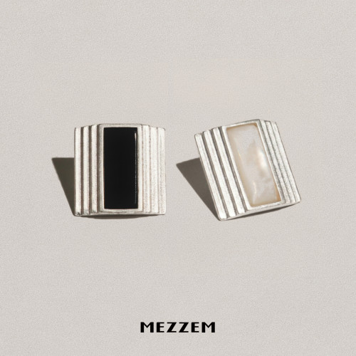 MEZZEM方形白贝母黑玛瑙大耳钉银时尚个性小众中性潮流高级感耳饰