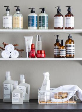 样板房卫生间洗手台浴室柜沐浴露洗发水装饰壁龛饰品摄影道具摆件