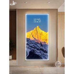 梅里雪山玄关装饰画电子屏钟表过道走廊挂画日照金山入户门壁灯画