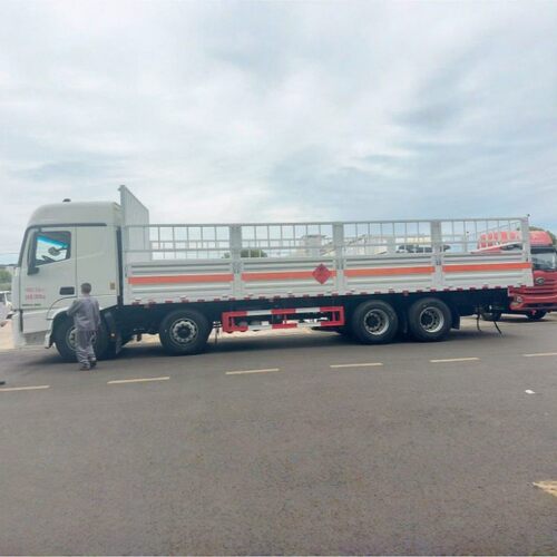 3 仓栅半挂轴OBP车流 批量气气运输 危化品物专用半挂车