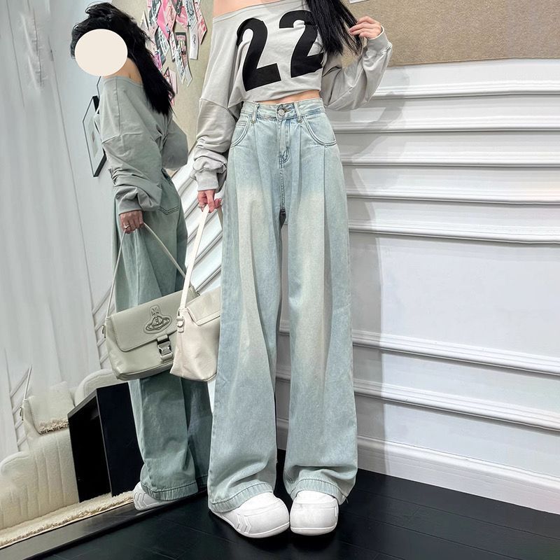 浅蓝色高腰阔腿牛仔裤女