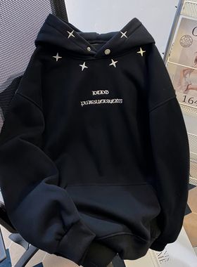 休闲风黑色连帽卫衣女宽松长袖套头保暖情侣上衣高级感