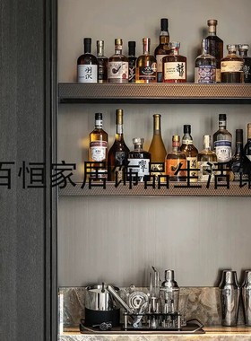 样板房售楼部酒柜酒窖水吧台装饰摆件洋酒瓶红酒瓶道具模型醒酒器