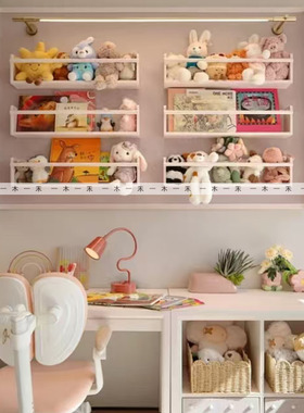 现代简约样板间儿童房女孩房绘画主题软装组合毛绒公仔装饰品摆件