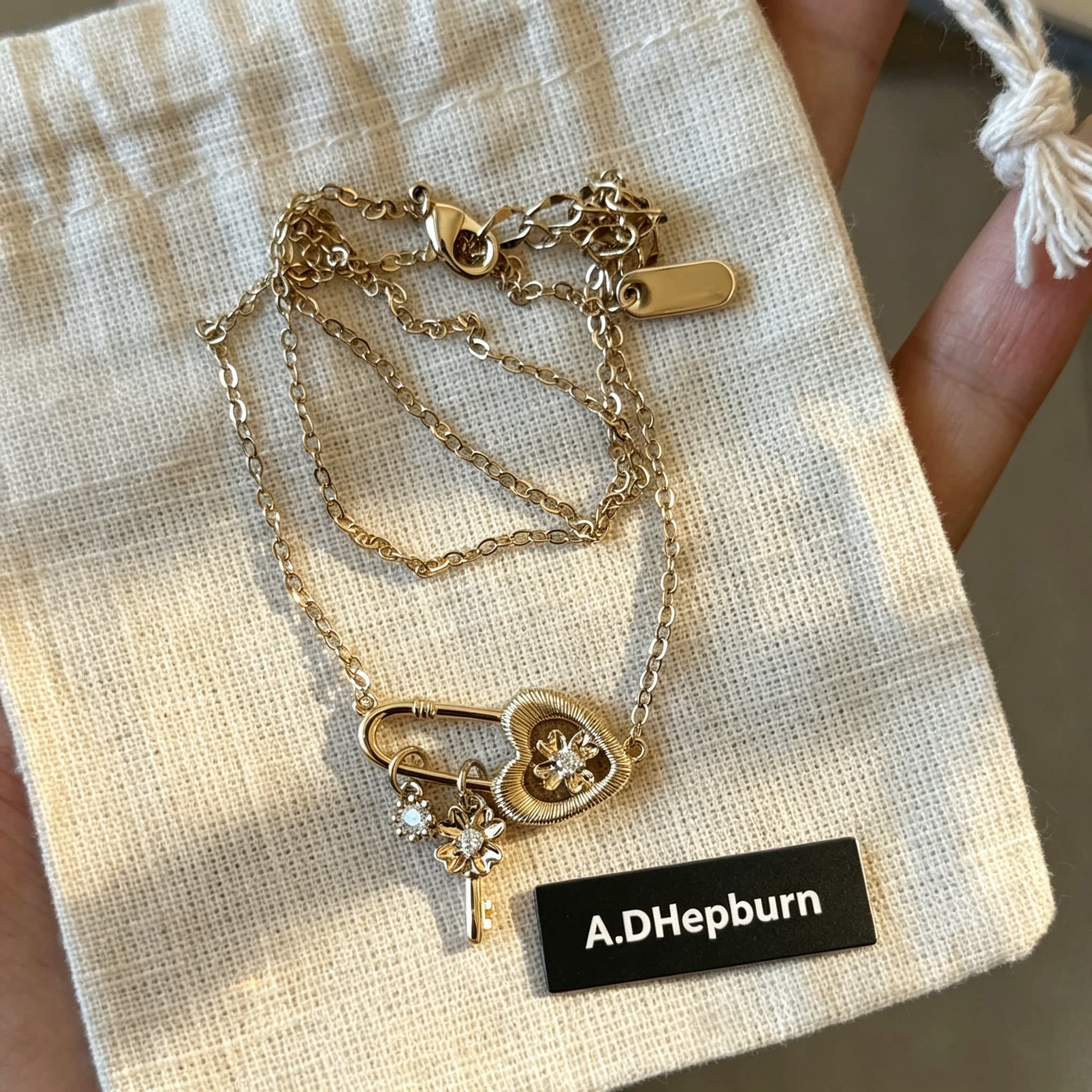 A.DHepburn爱心钥匙锁骨链轻奢女