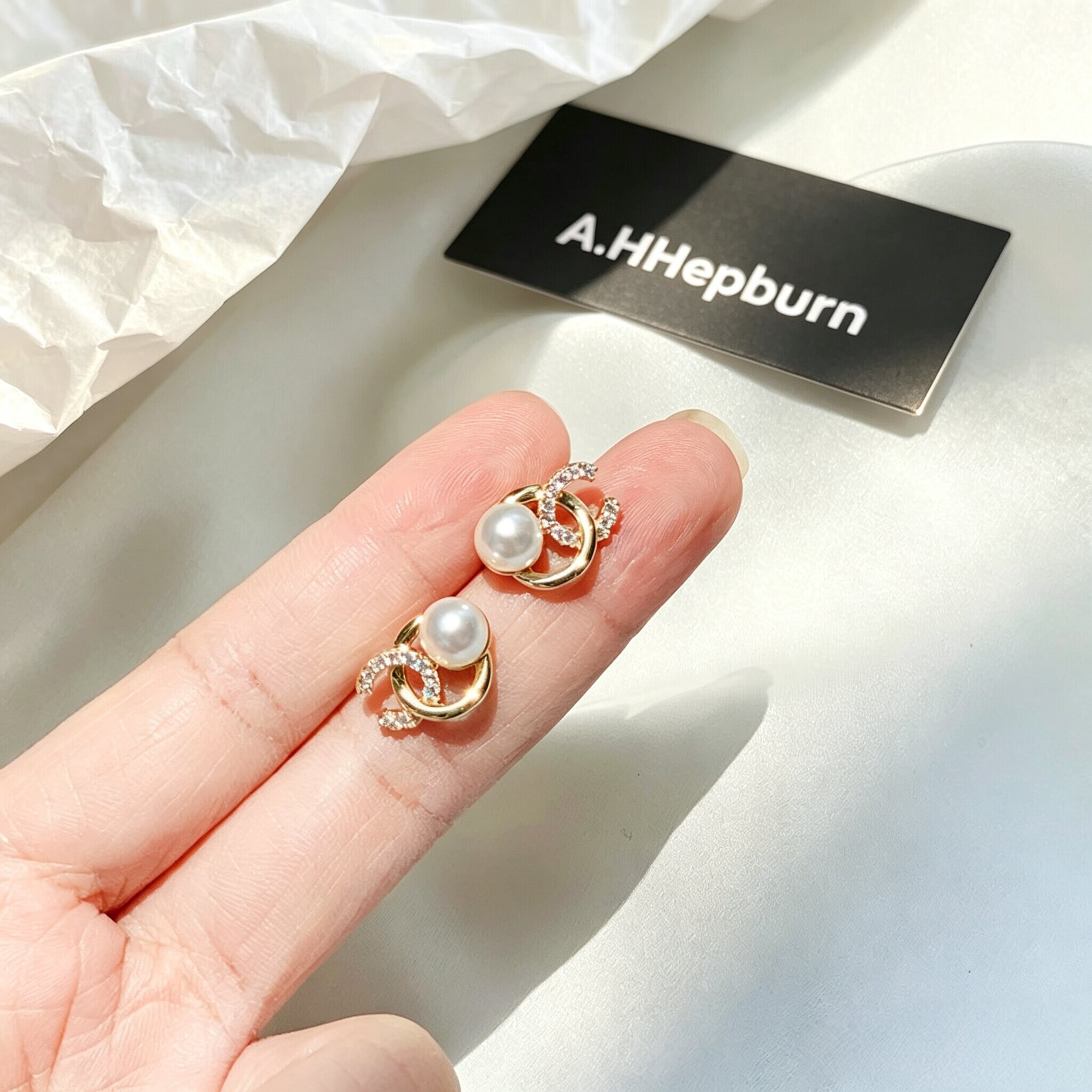 A.DHepburn不掉色珍珠耳钉轻奢女