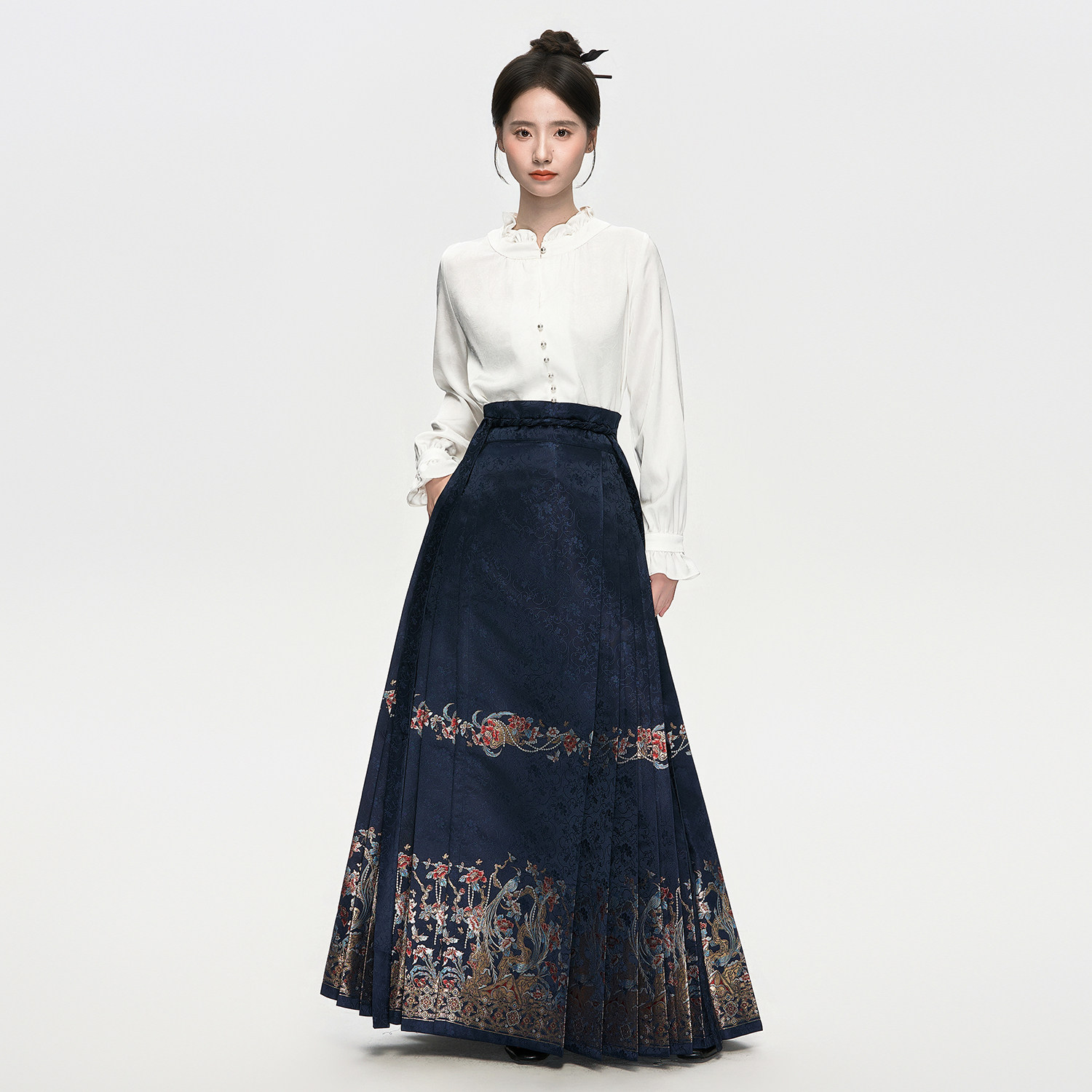 星河汉歌陈三愿国风藏青马面裙女2026新款中式冬明制汉服日常,女装/女士精品,汉服半身裙,淘宝优惠券,粉丝福利购,淘宝优惠卷