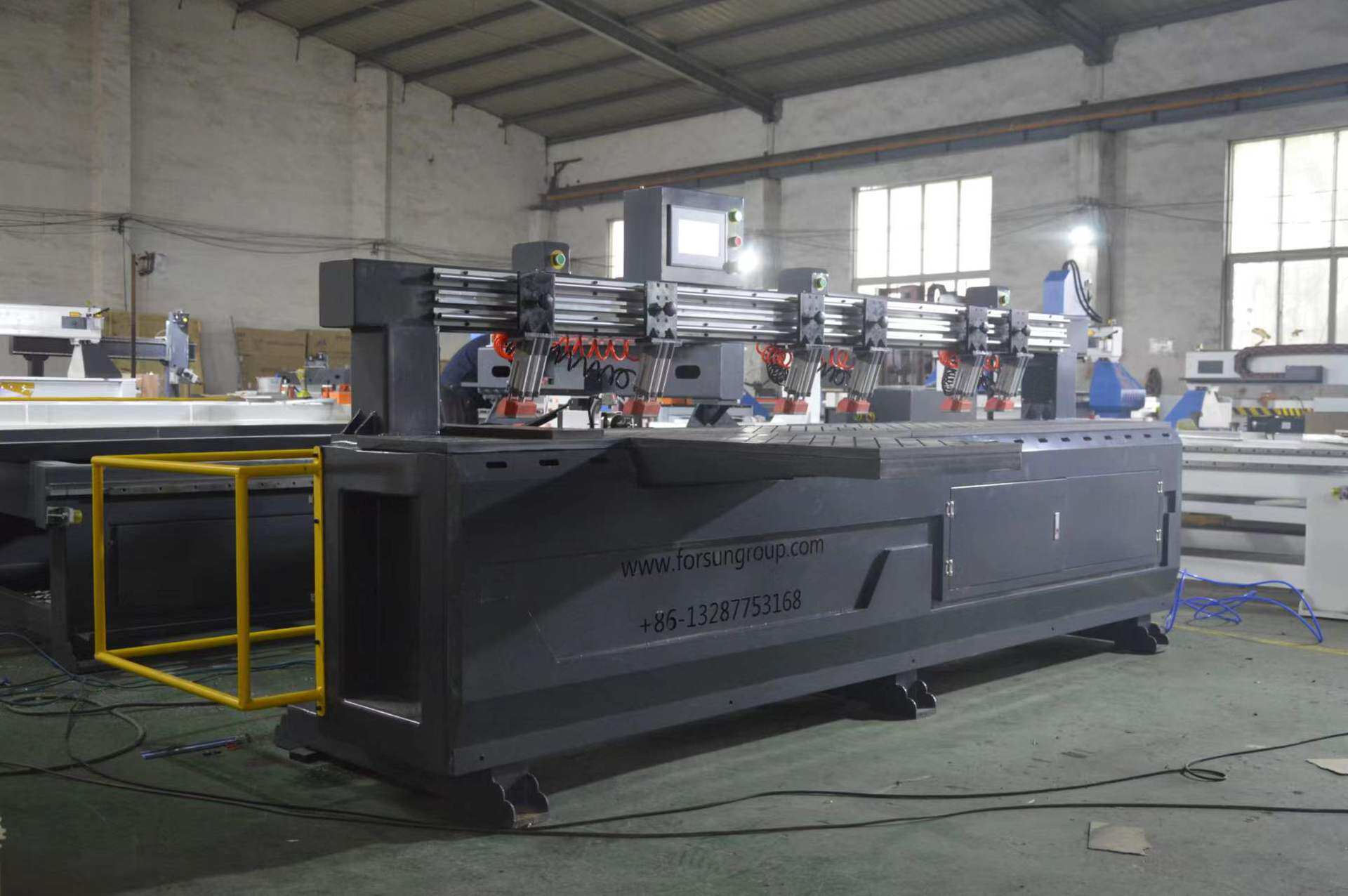 鸿济数控全自动木工锁孔机木门锁孔开槽机开孔机合页打孔机