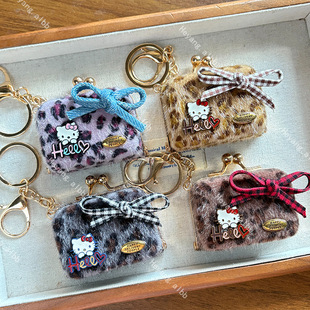 秋冬新款时尚毛绒豹纹包包挂件优雅高级感网红爆款配饰挂饰