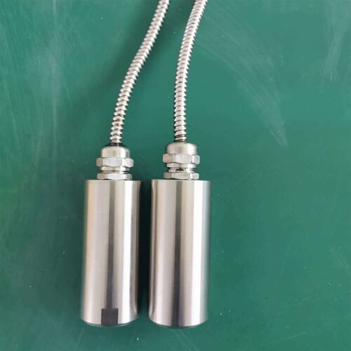 61 振动传感h器 一体化振动变送器电机风机水泵轴承测震探头适用