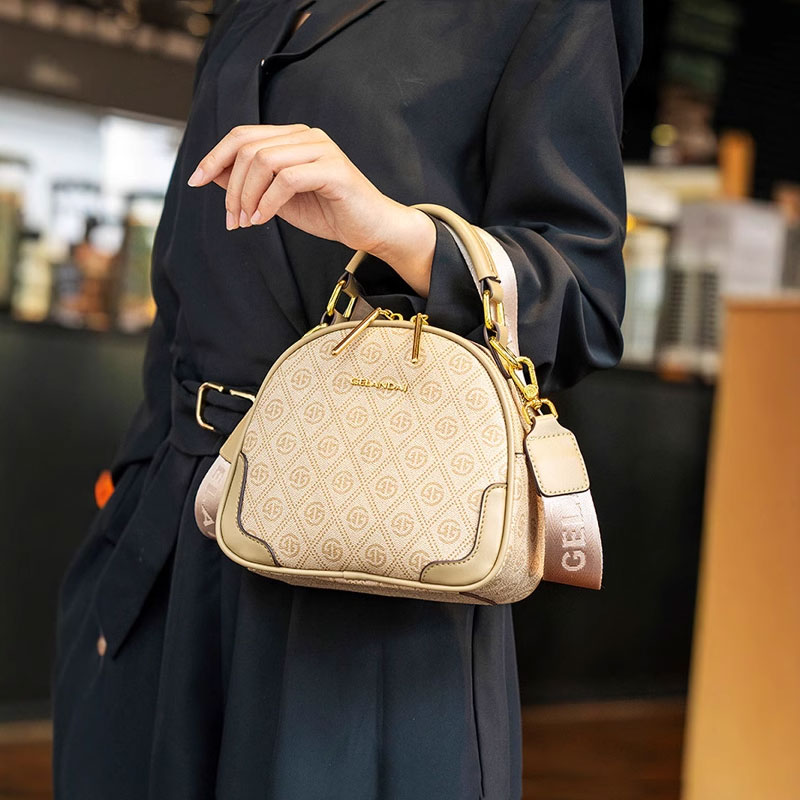 多隔层软皮小圆包2025新款春季时尚女包手提斜挎包高级质感小包包