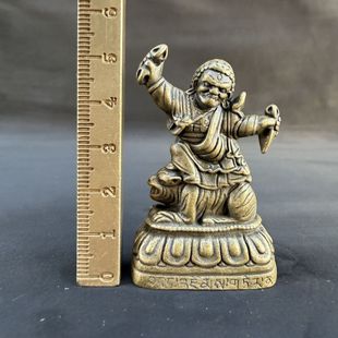 尼泊尔工艺仿古藏传利马铜忿怒莲师密宗佛像家居供奉随身小摆件
