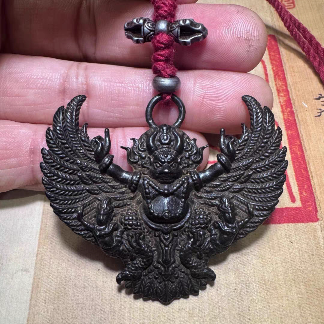 复古藏传寒铁托甲大鹏金翅鸟吊坠天铁护法大鹏鸟挂坠国风藏式饰品图片