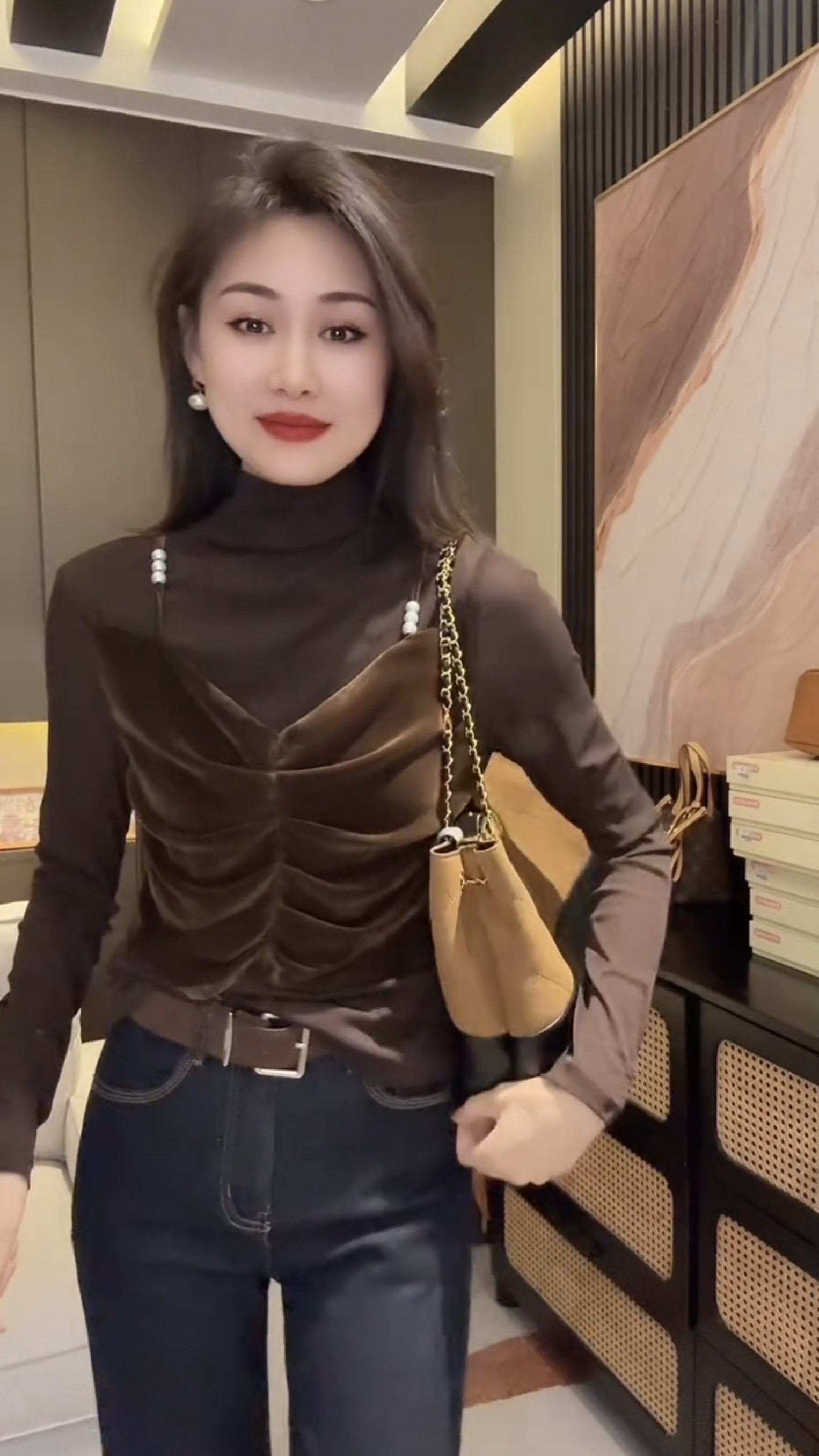 欧货重工钉珠褶皱设计长袖T恤女秋款修身显瘦内搭洋气假两件上衣